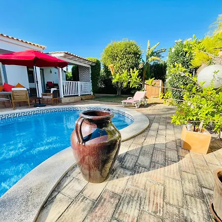 Villabreizh - Private Pool - Garden - Big Terrace Villa *